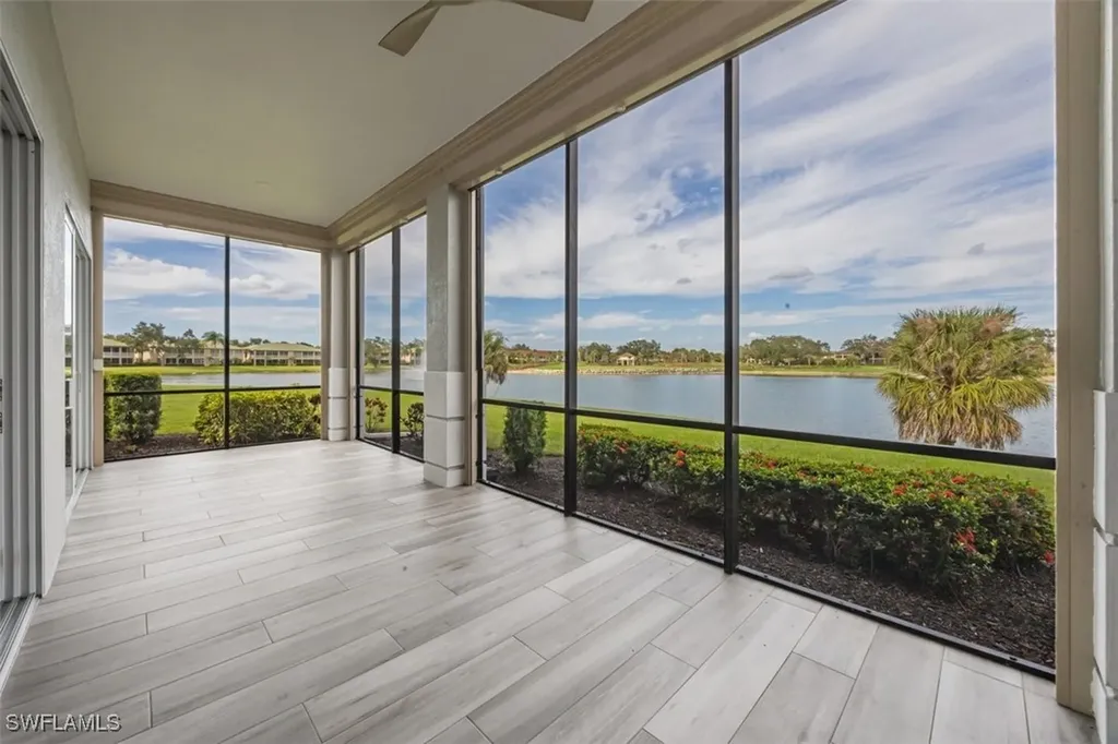 612 El Camino Real Naples FL 34119