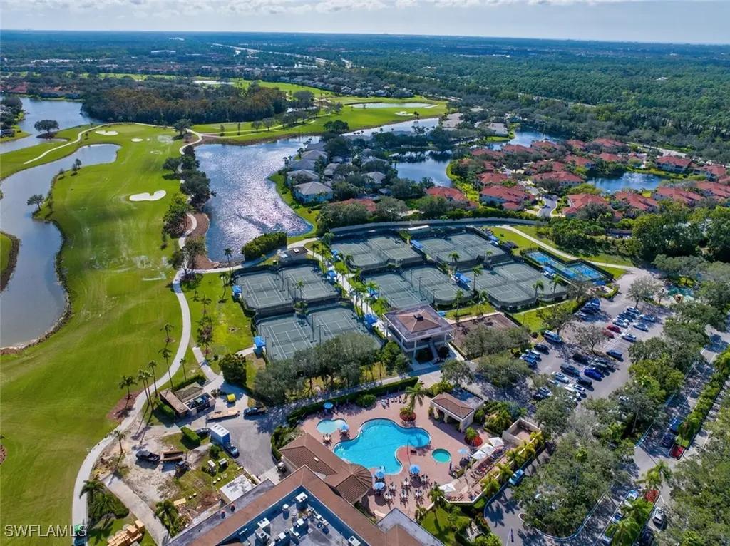 612 El Camino Real Naples FL 34119