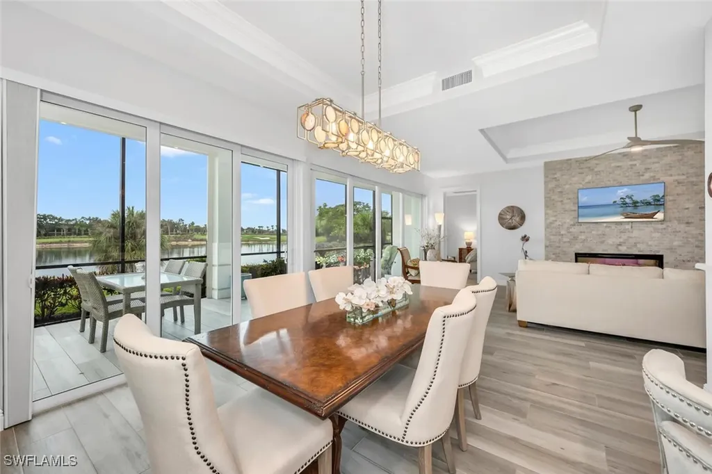 612 El Camino Real Naples FL 34119