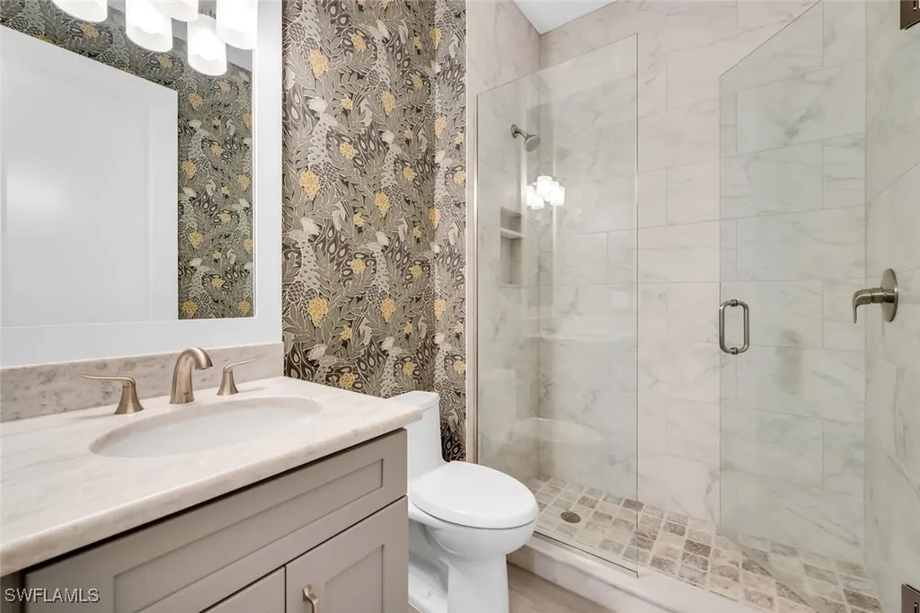 612 El Camino Real Naples FL 34119