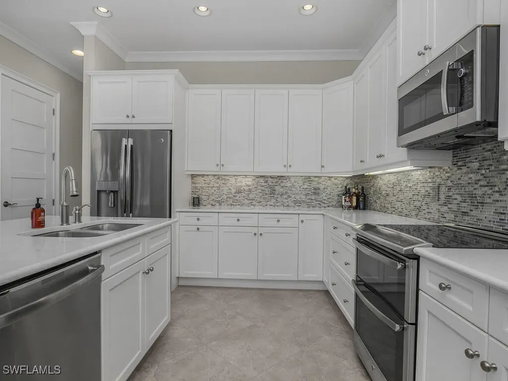 7113 Dominica Drive Naples FL 34113