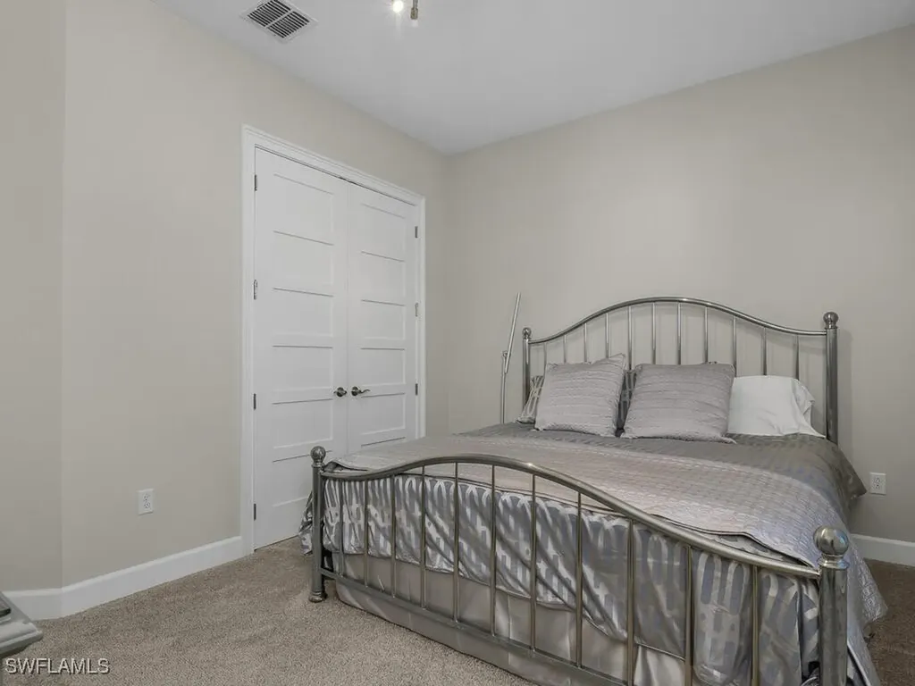 7113 Dominica Drive Naples FL 34113
