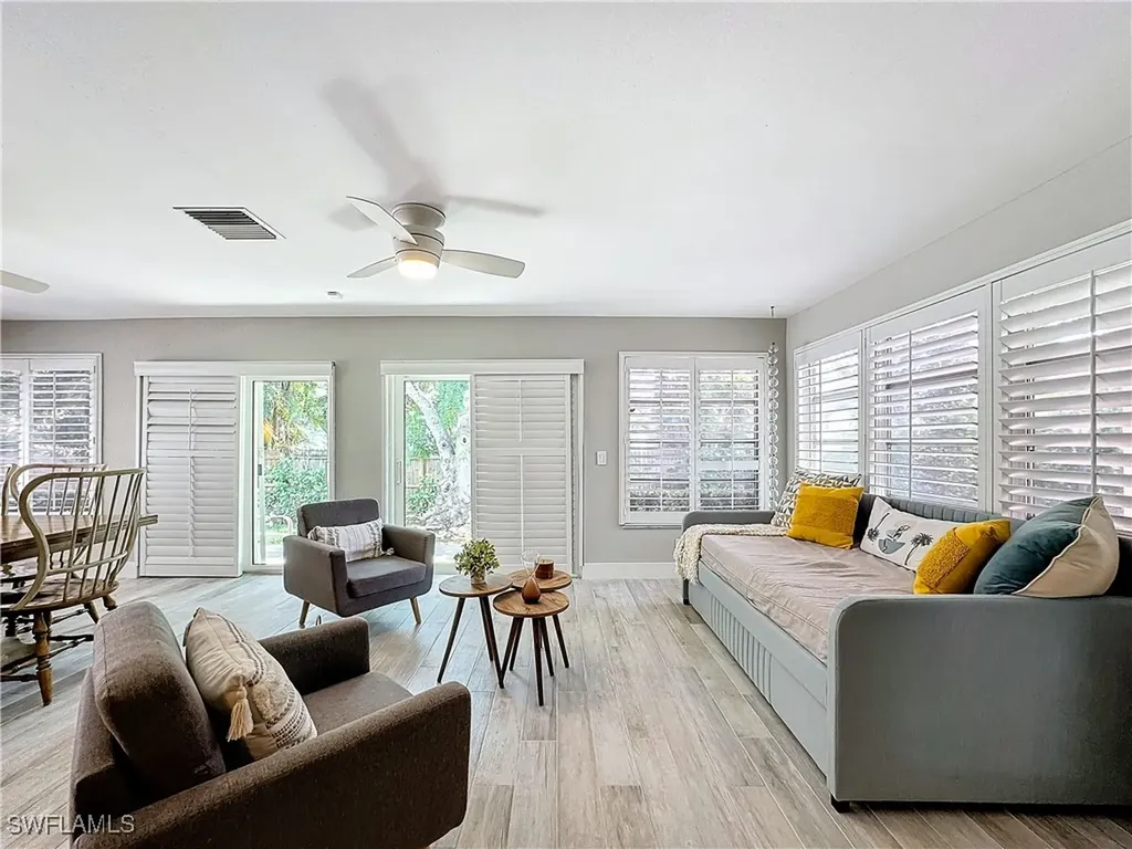 9 Knights Bridge Road Naples FL 34112