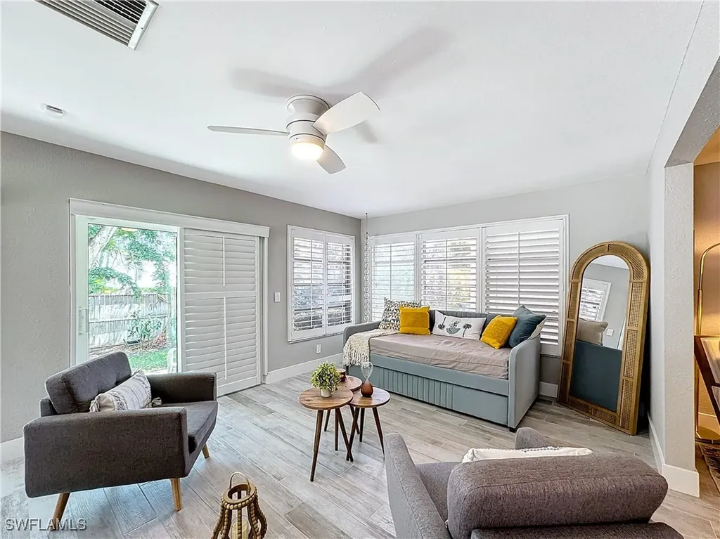 9 Knights Bridge Road Naples FL 34112