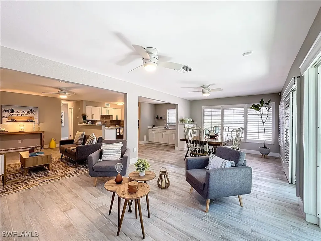 9 Knights Bridge Road Naples FL 34112