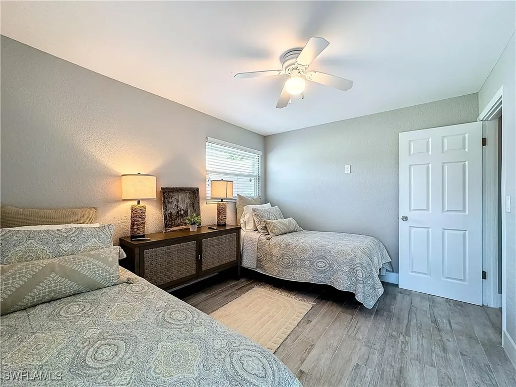 9 Knights Bridge Road Naples FL 34112