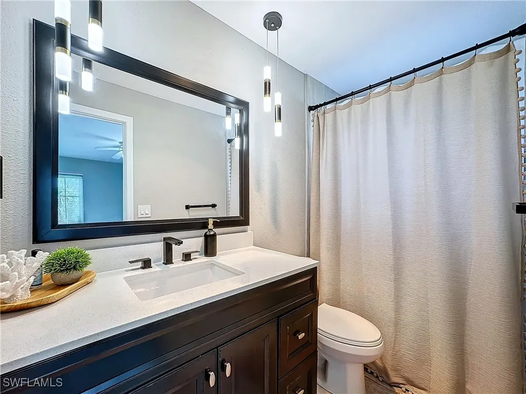 9 Knights Bridge Road Naples FL 34112