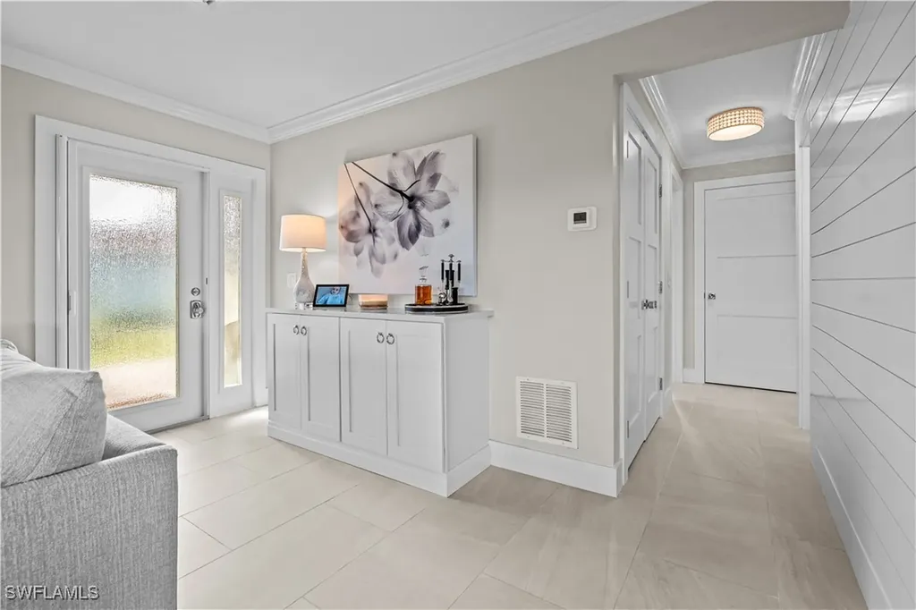 260 Lanchester Court Naples FL 34112