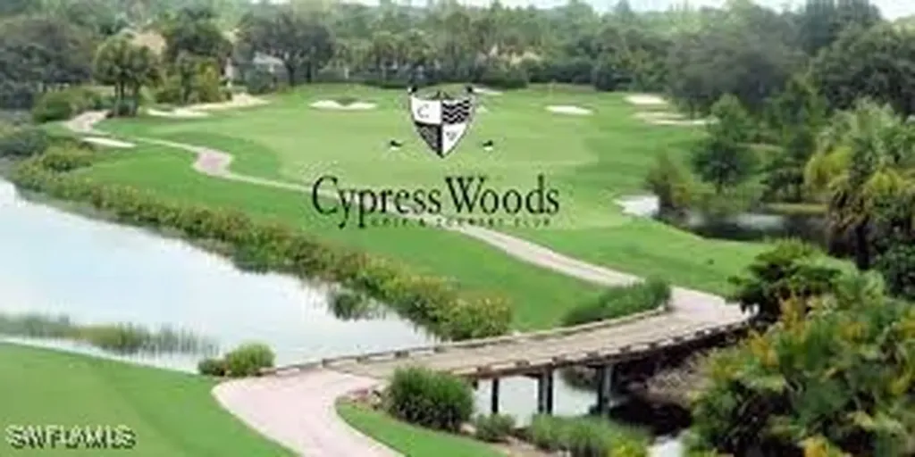 2760 Cypress Trace Circle Naples FL 34119