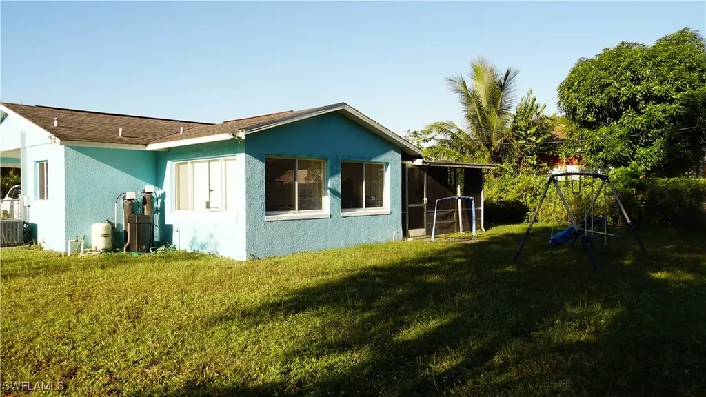 5106 Lee Circle S Lehigh Acres FL 33971