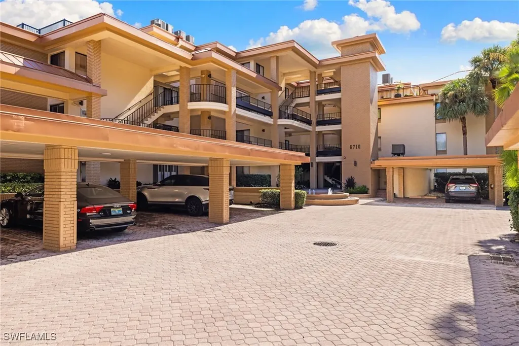 6710 Pelican Bay Boulevard Naples FL 34108