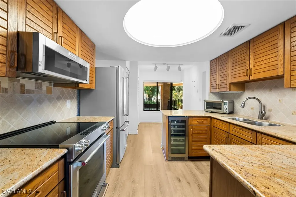 6710 Pelican Bay Boulevard Naples FL 34108