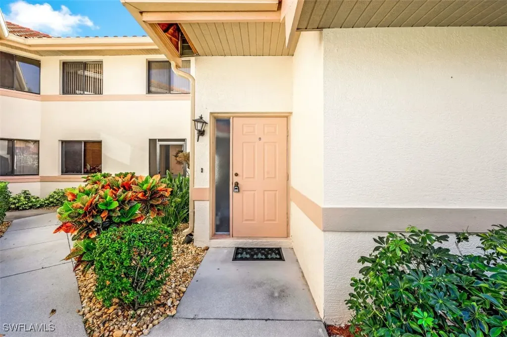 78 Bennington Drive Naples FL 34104
