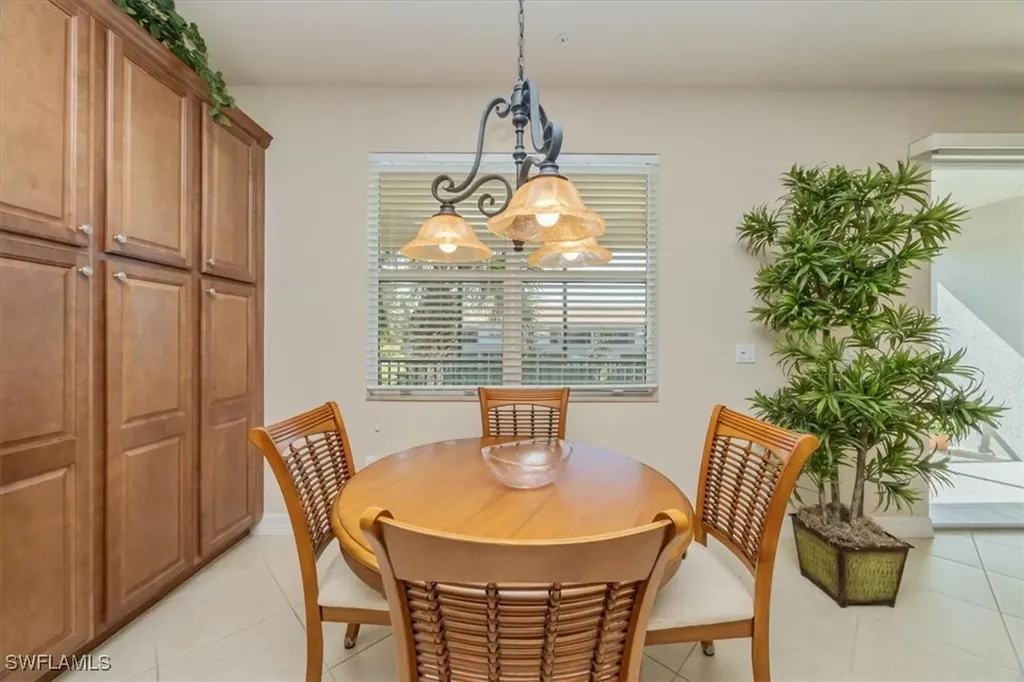 6525 Monterey Point Naples FL 34105