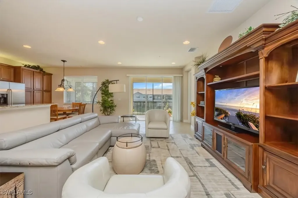 6525 Monterey Point Naples FL 34105