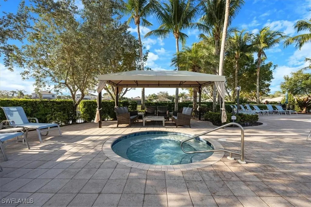 6525 Monterey Point Naples FL 34105
