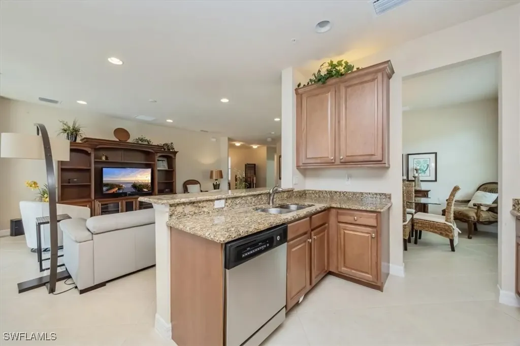 6525 Monterey Point Naples FL 34105