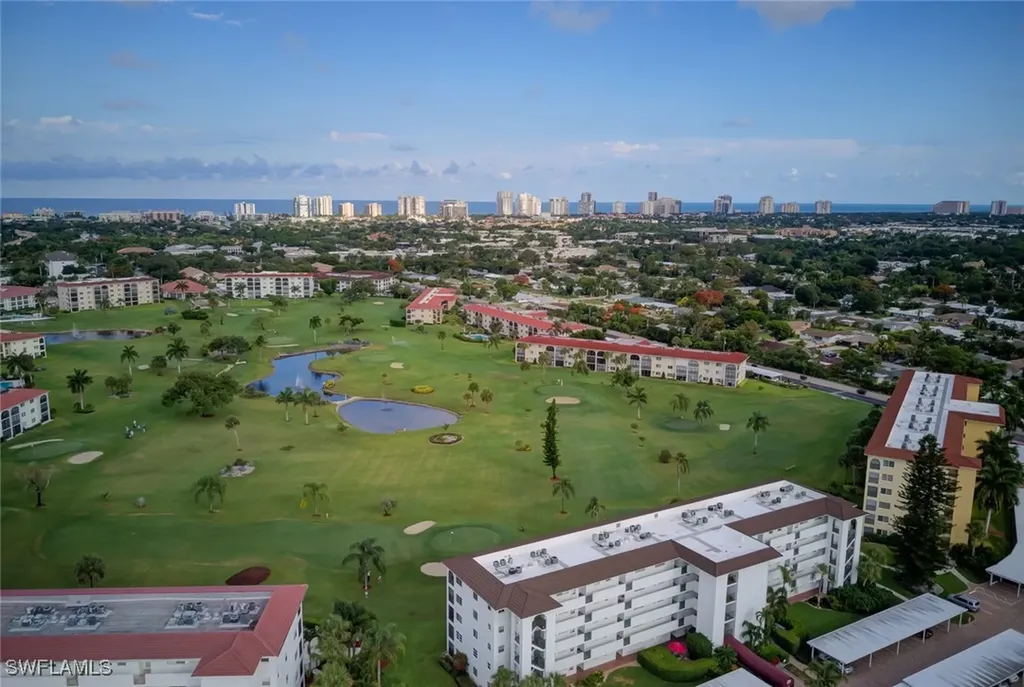 41 High Point Circle S Naples FL 34103