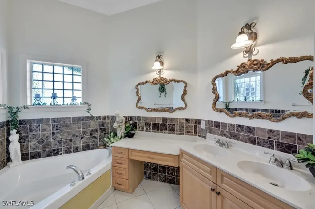 2001 NE 15th Avenue Cape Coral FL 33909