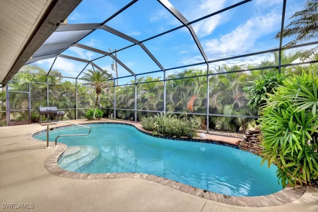 2001 NE 15th Avenue Cape Coral FL 33909