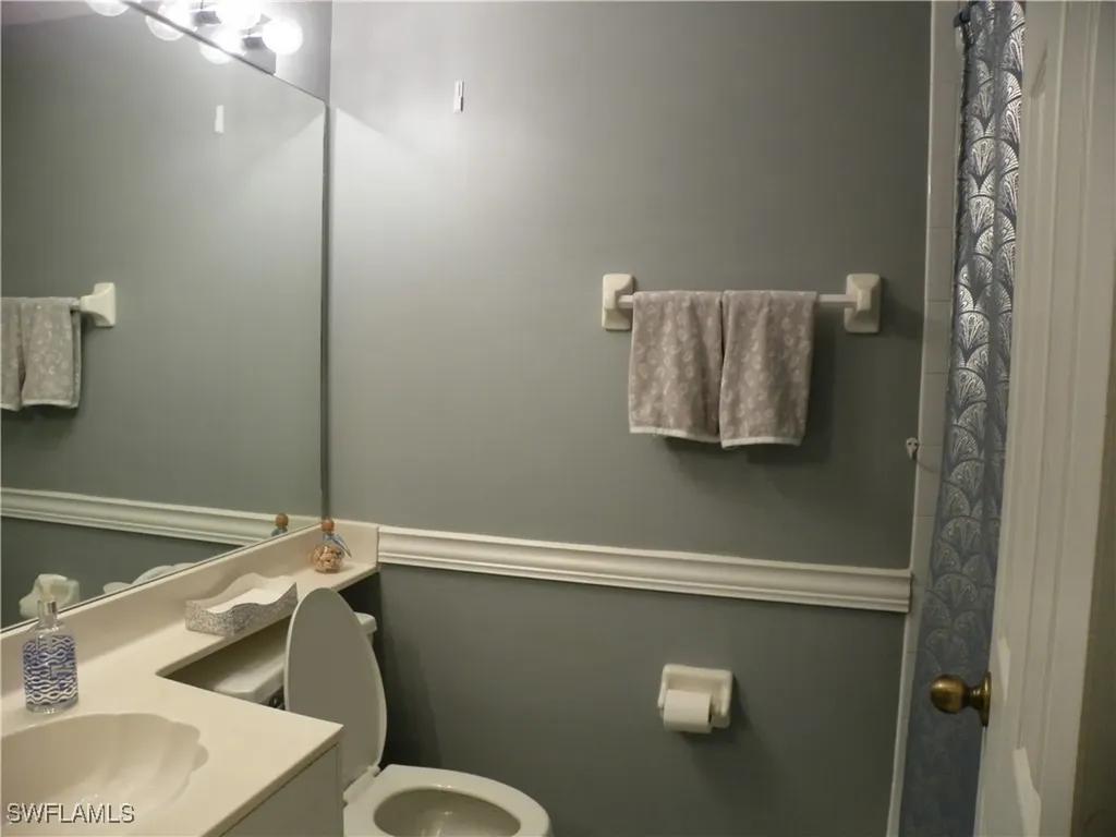 218 Gabriel Circle Naples FL 34104