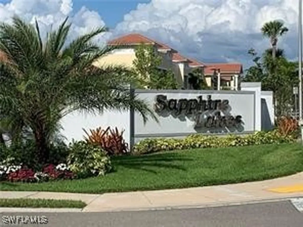 218 Gabriel Circle Naples FL 34104