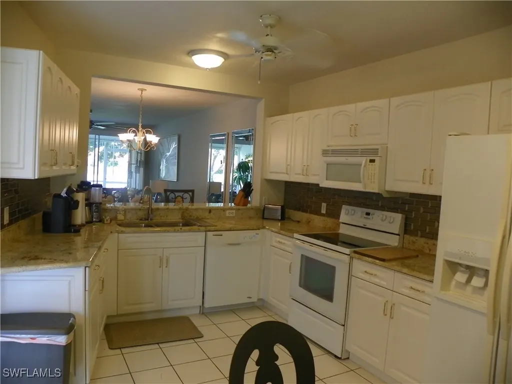 218 Gabriel Circle Naples FL 34104