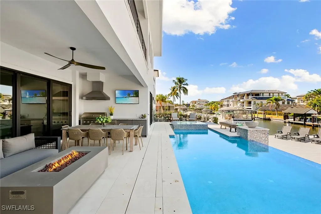 469 Germain Avenue Naples FL 34108