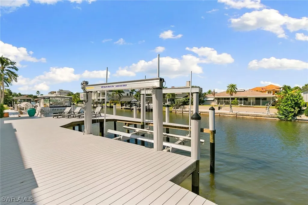 469 Germain Avenue Naples FL 34108