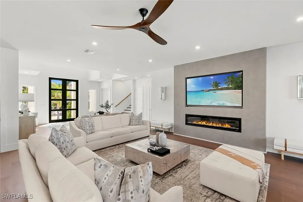 469 Germain Avenue Naples FL 34108