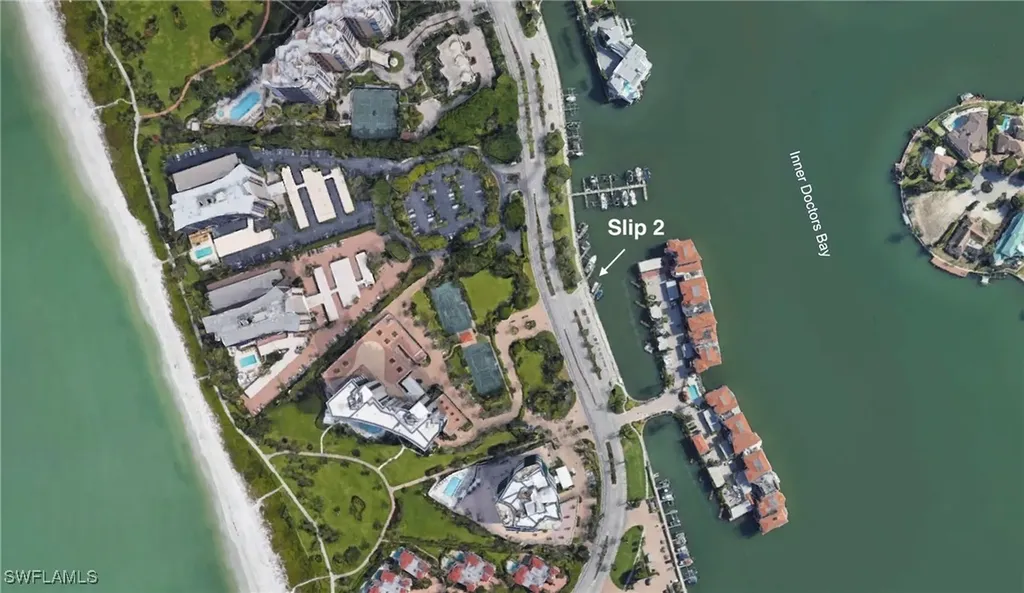 4090 Gulf Shore Boulevard N Naples FL 34103