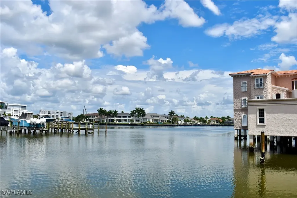 4090 Gulf Shore Boulevard N Naples FL 34103