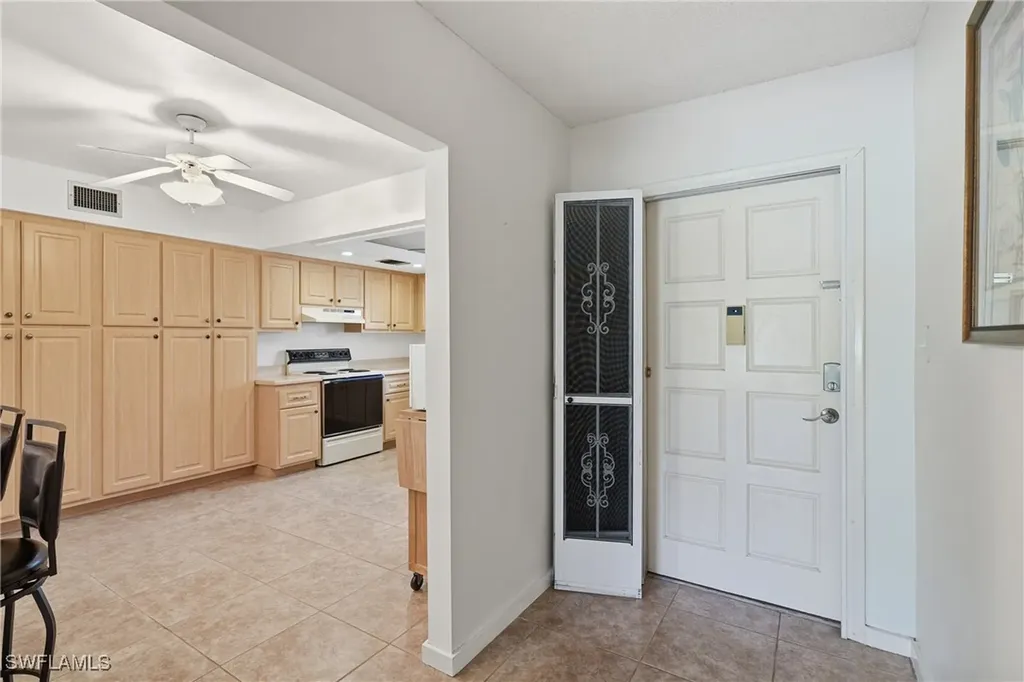215 Cypress Way E Naples FL 34110