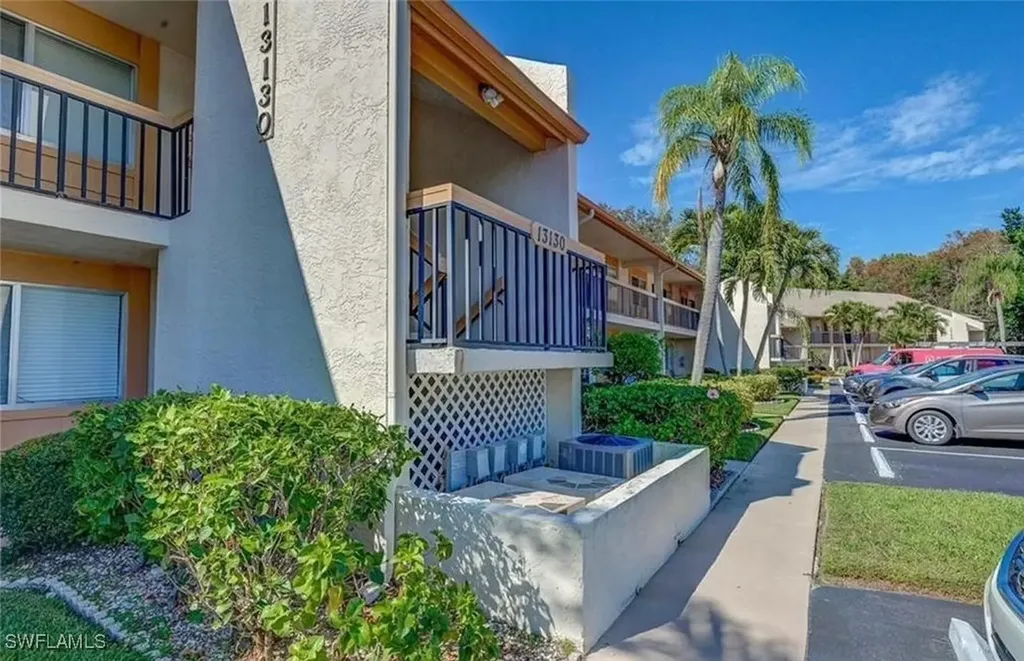 13130 White Marsh Lane Fort Myers FL 33912