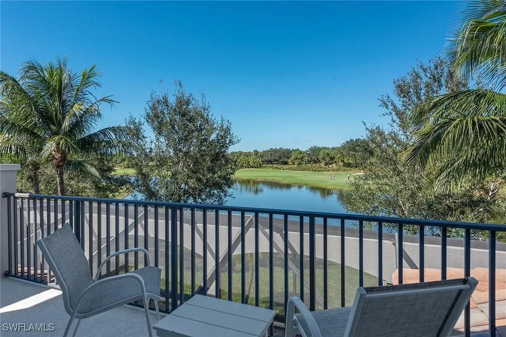 3273 Runaway Lane Naples FL 34114