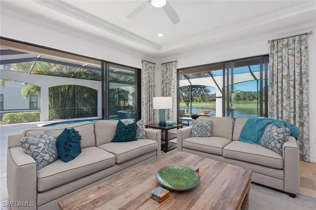 3273 Runaway Lane Naples FL 34114