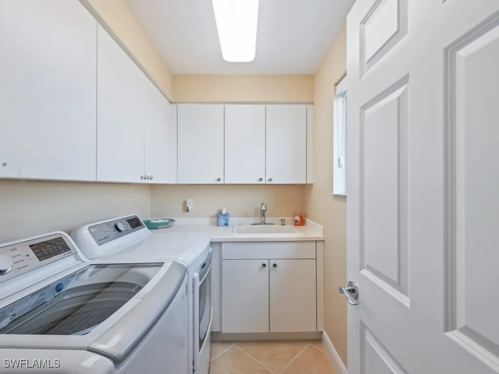 7225 Pelican Bay Boulevard Naples FL 34108