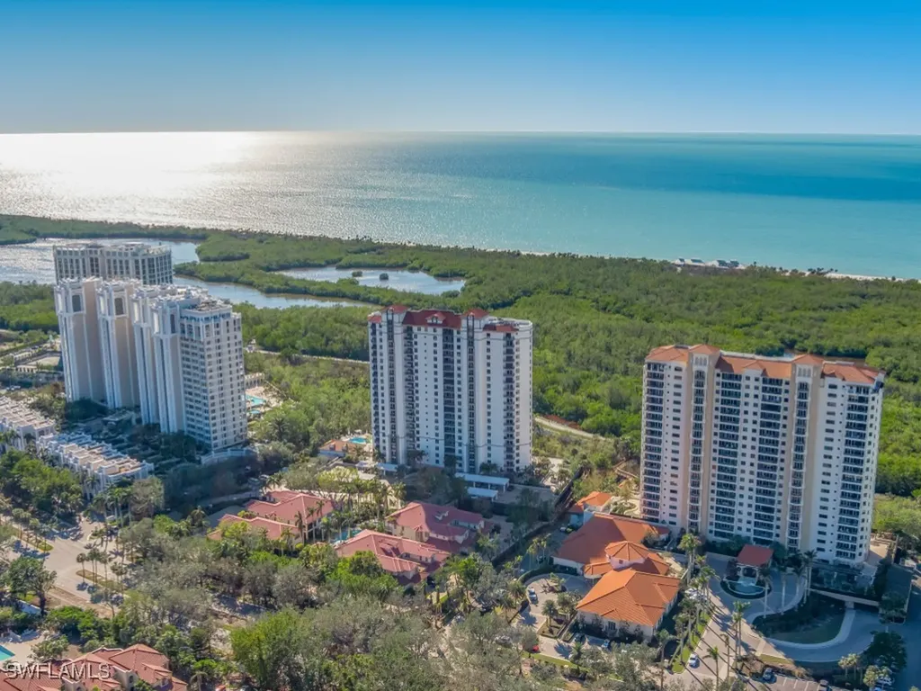 7225 Pelican Bay Boulevard Naples FL 34108