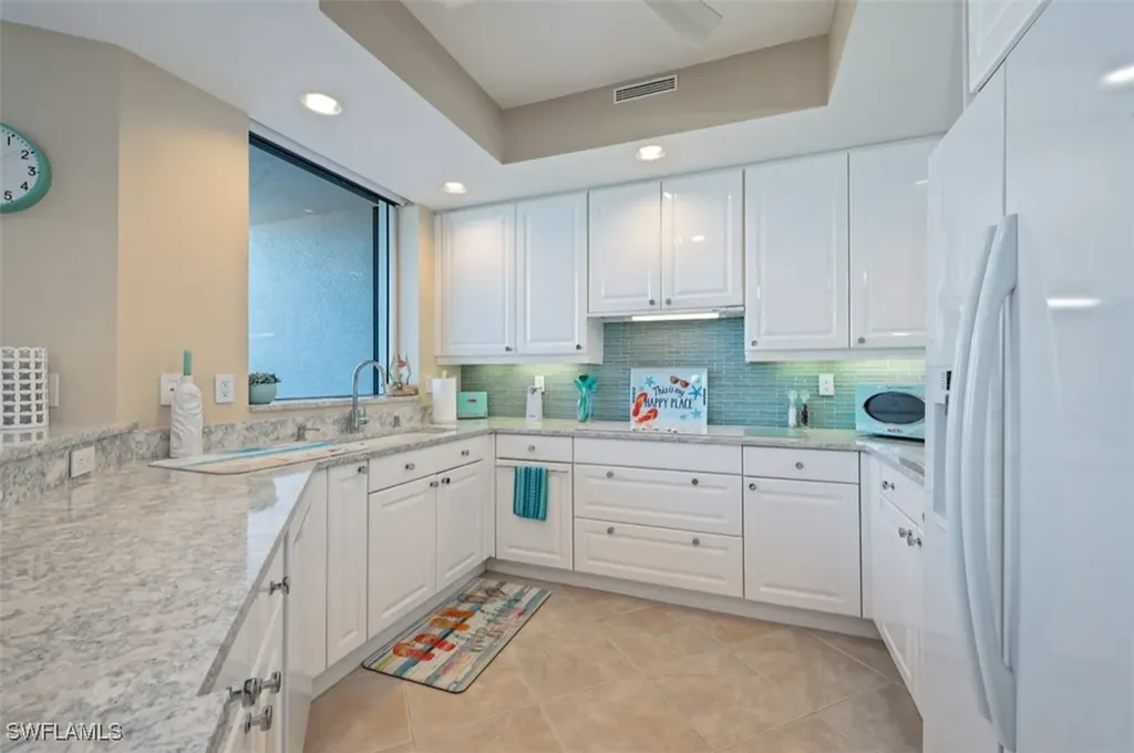 7225 Pelican Bay Boulevard Naples FL 34108