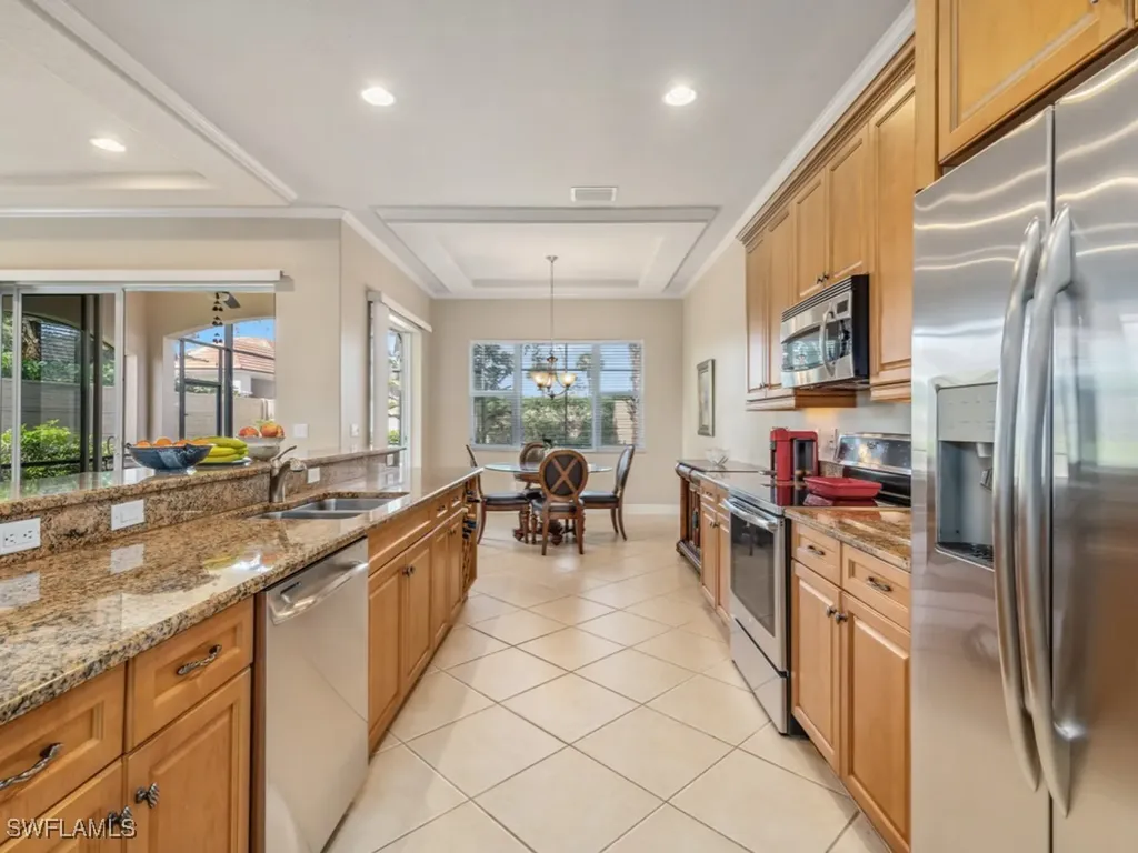Naples FL, 5705 Mango Circle