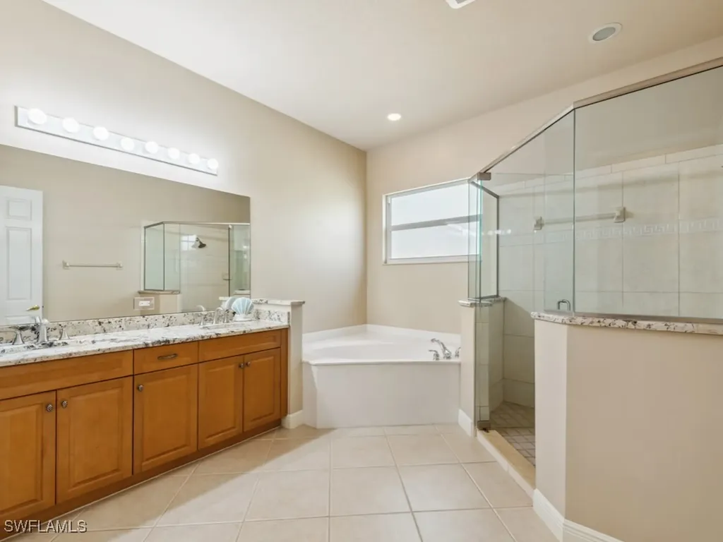 5705 Mango Circle Naples FL 34110