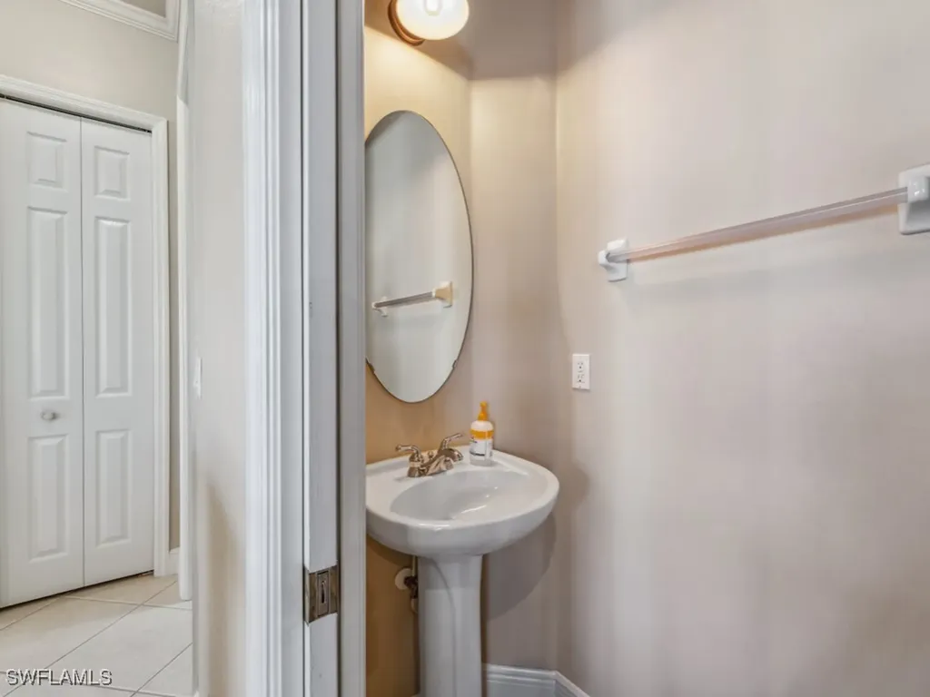 5705 Mango Circle Naples FL 34110