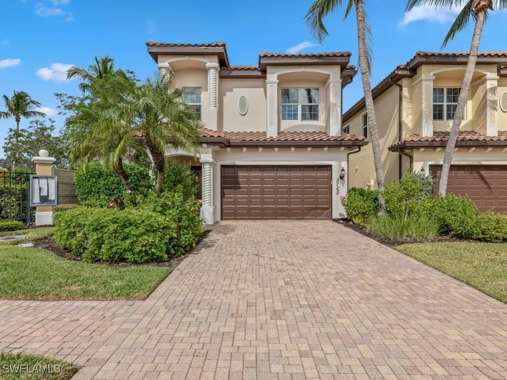 5705 Mango Circle Naples FL 34110
