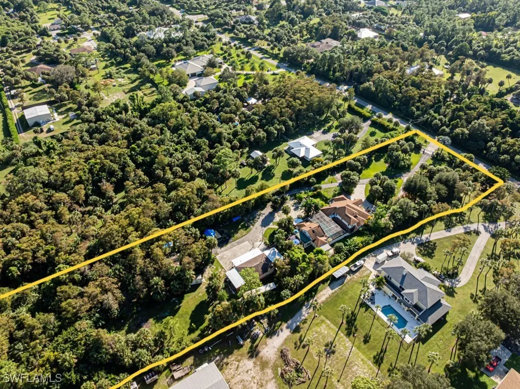 740 31st Street SW Naples FL 34117