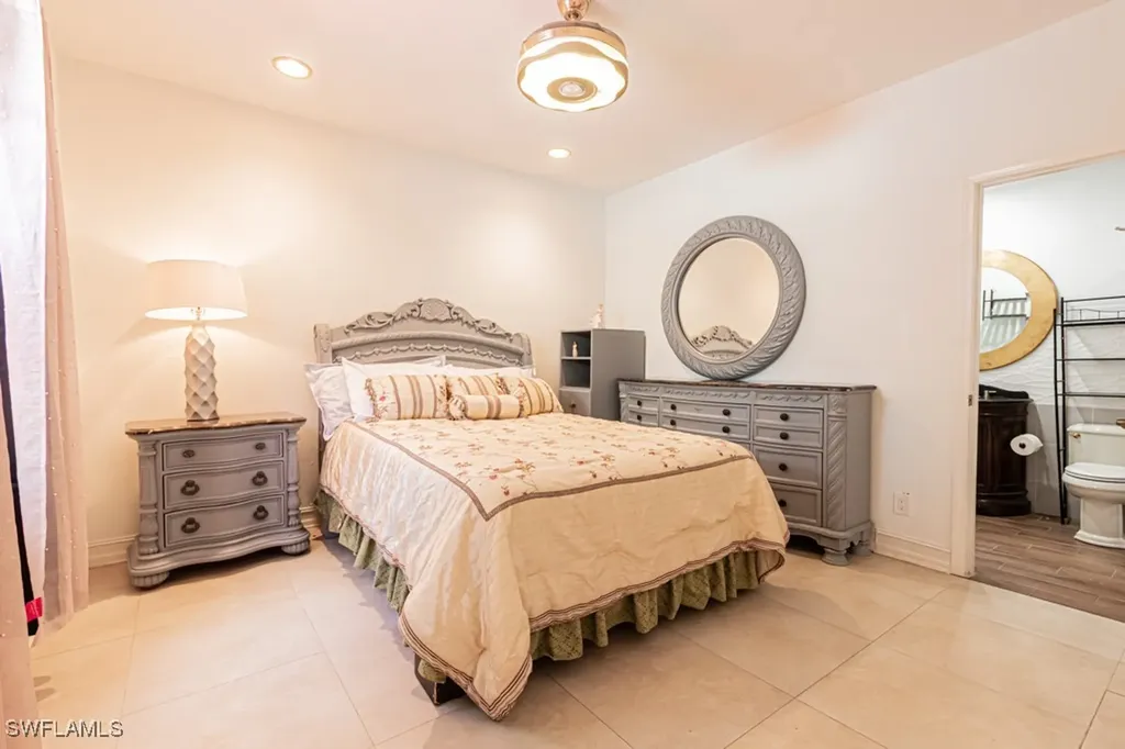 740 31st Street SW Naples FL 34117