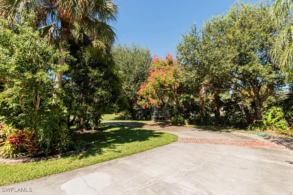 740 31st Street SW Naples FL 34117