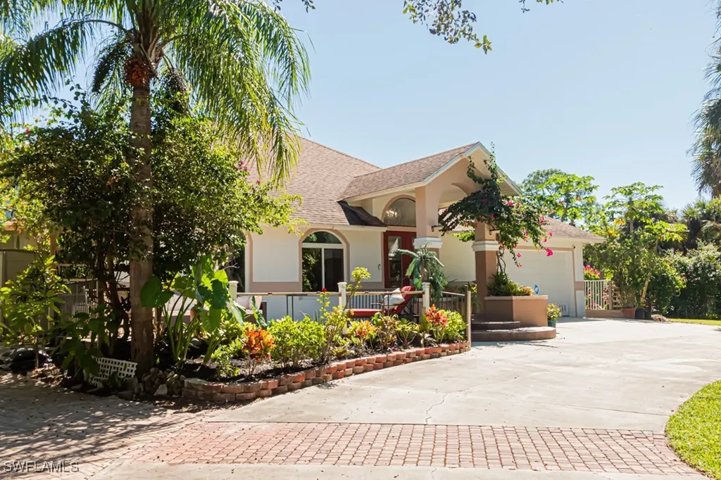 740 31st Street SW Naples FL 34117