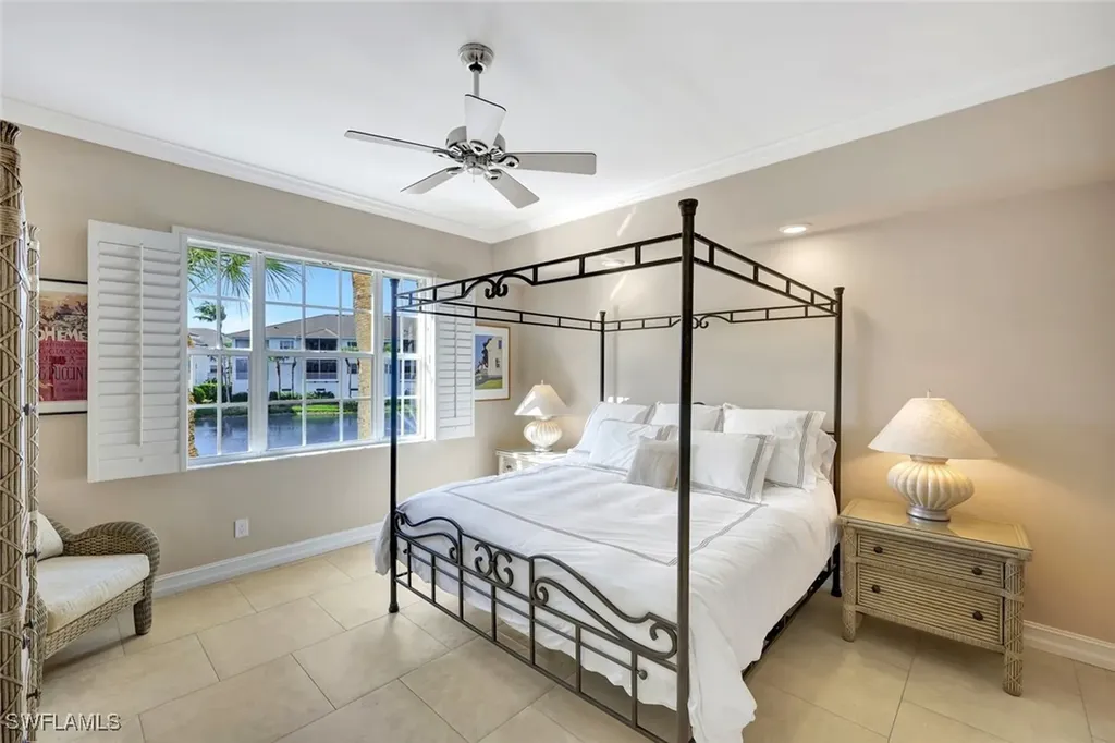 805 Bentwater Circle Naples FL 34108