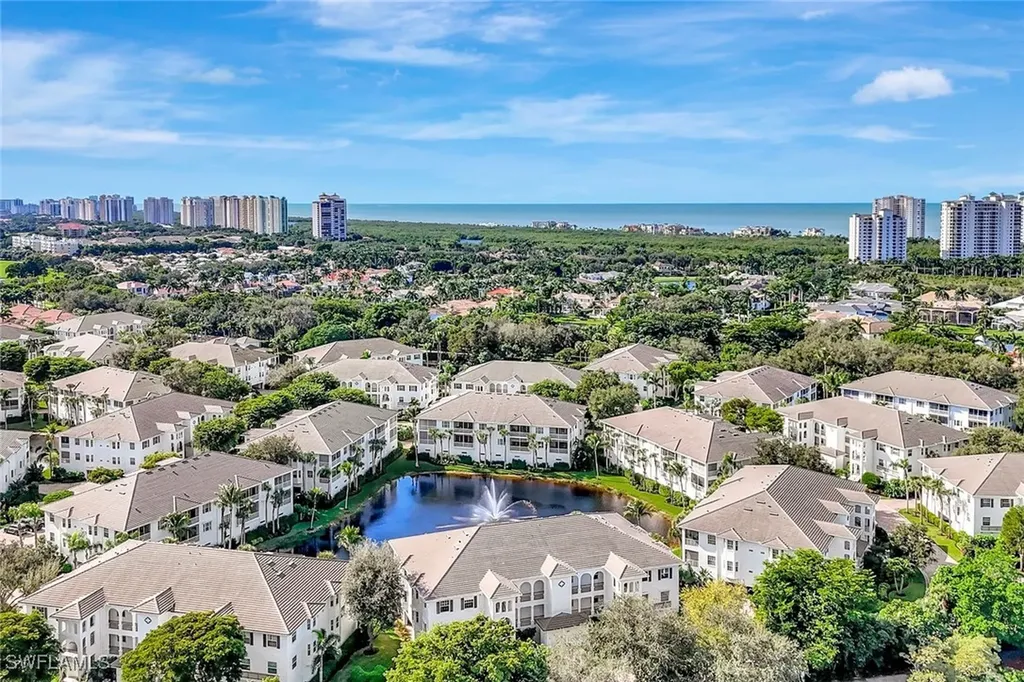 805 Bentwater Circle Naples FL 34108