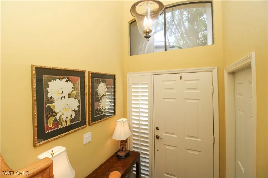 172 Vintage Circle Naples FL 34119